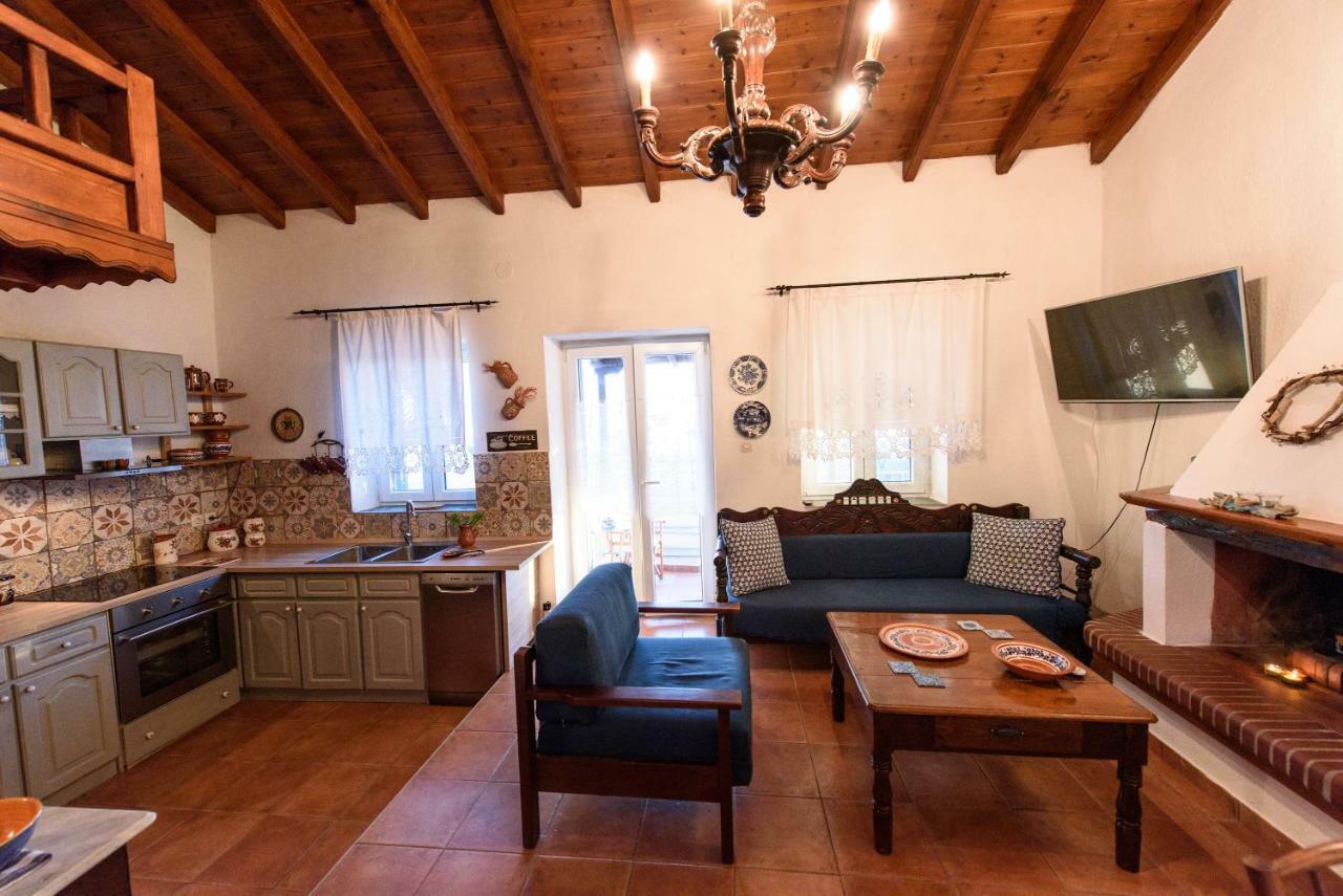 Villa Marouda Glossa Zewnętrze zdjęcie